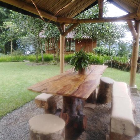 Estancia La Colina Santo Domingo de los Colorados Rum bild