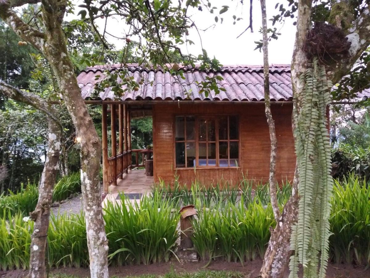 Estancia La Colina Santo Domingo de los Colorados Exteriör bild