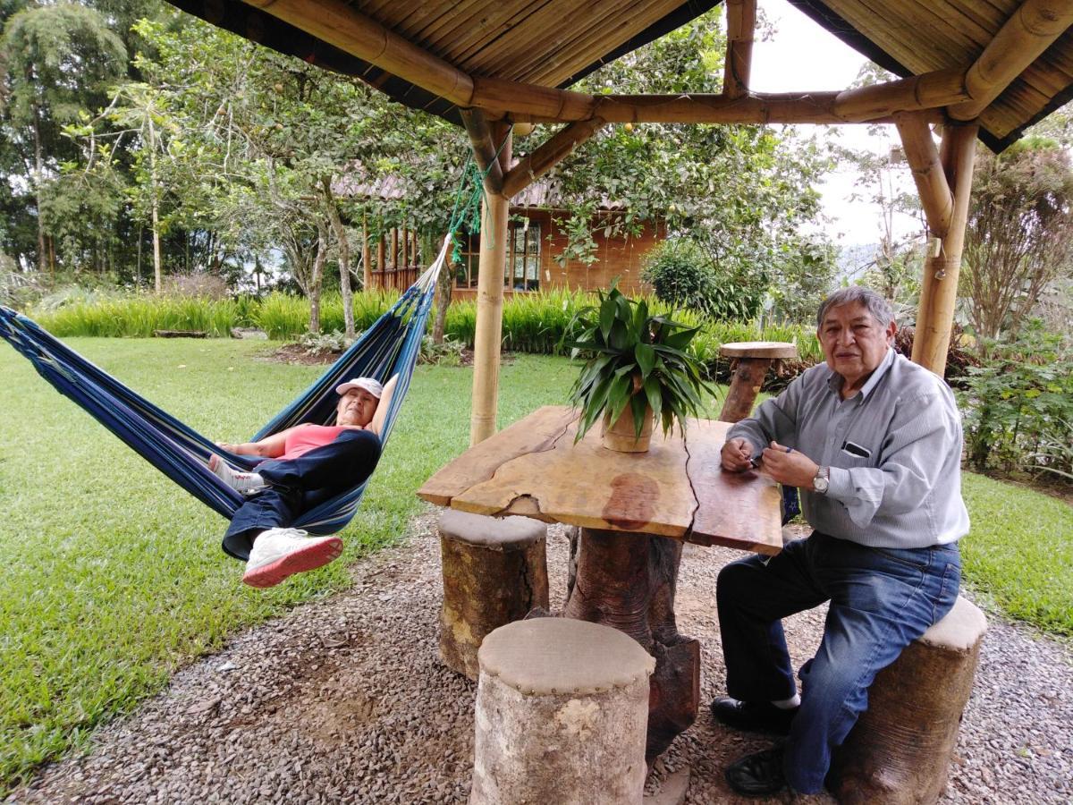 Estancia La Colina Santo Domingo de los Colorados Exteriör bild
