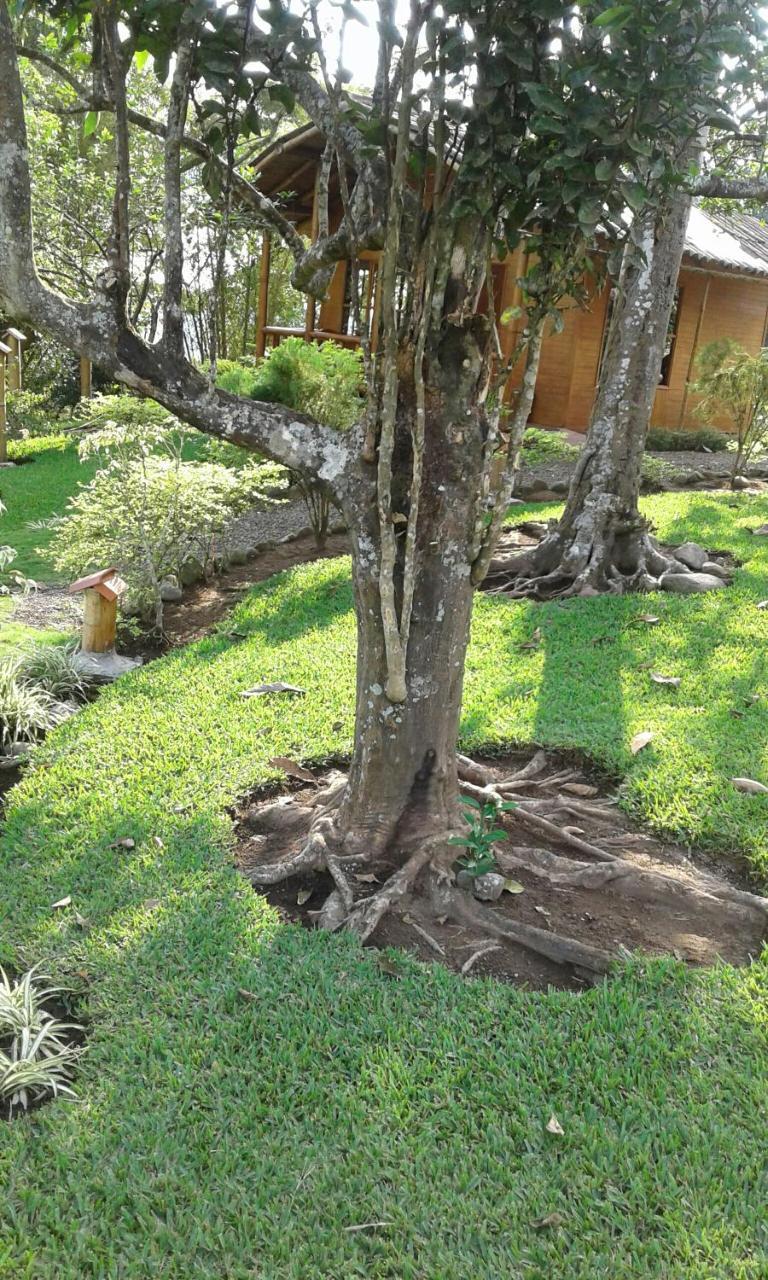 Estancia La Colina Santo Domingo de los Colorados Exteriör bild